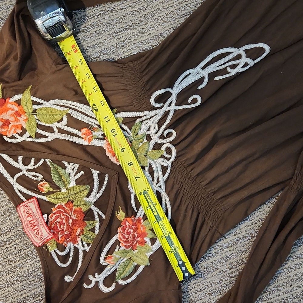 JWLA Embroidered Dress Size Medium - Picture 10 of 15